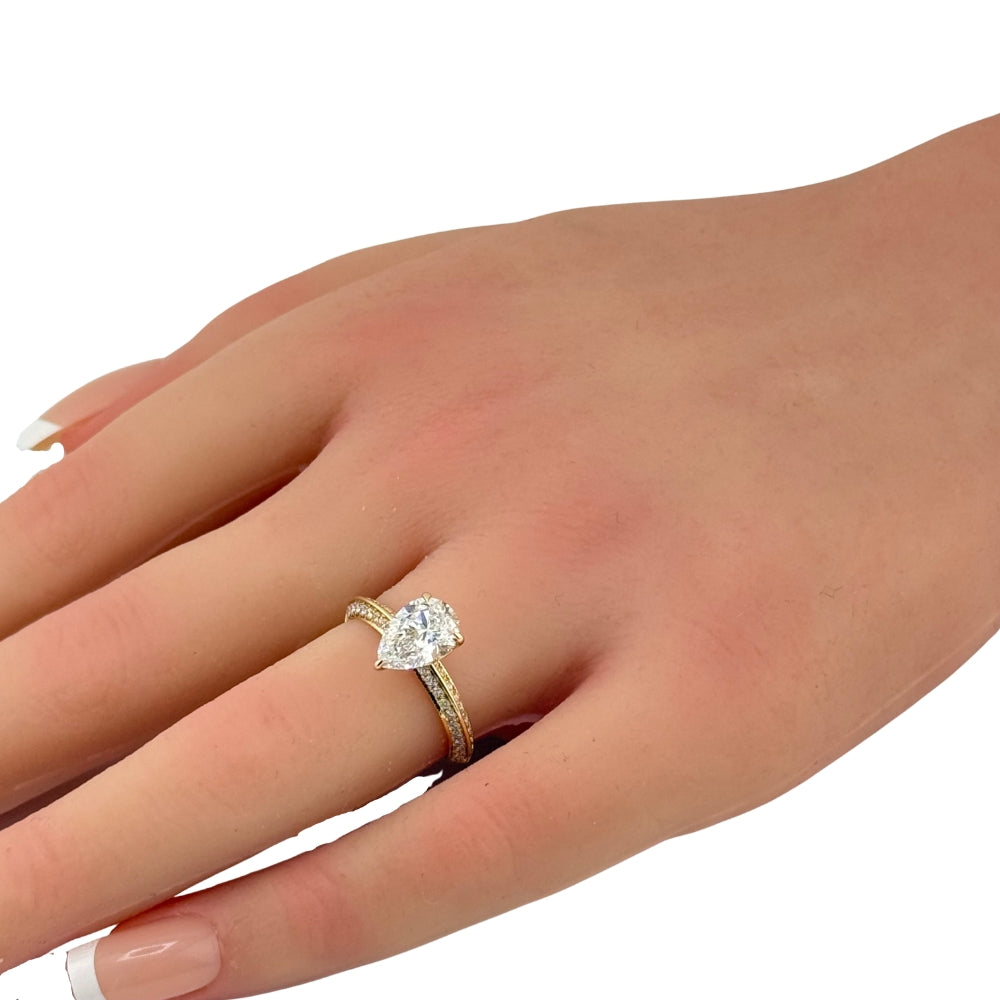 2.00ct 14K Yellow Gold Pear Diamond Engagement Ring (IGI Certified)