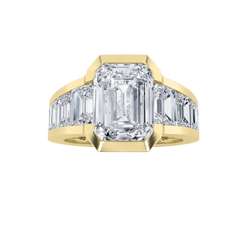 5.00ct 14KT Yellow Gold Emerald Graduating Diamond Luxury Ring